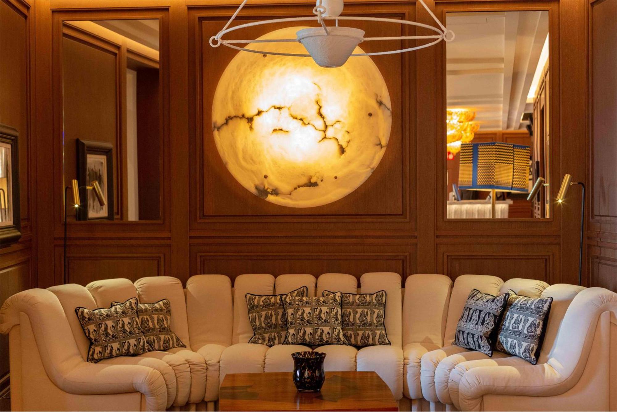 Hotel Montera Madrid, Curio Collection By Hilton, Madrid